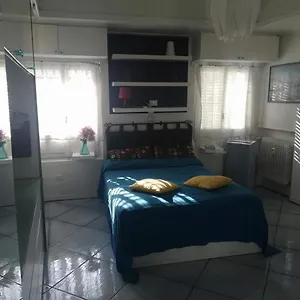 https://monolocale-tre-archi.hotelinveneto.com