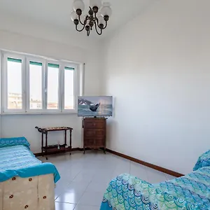 Roomy With Balconies , Viareggio Italia